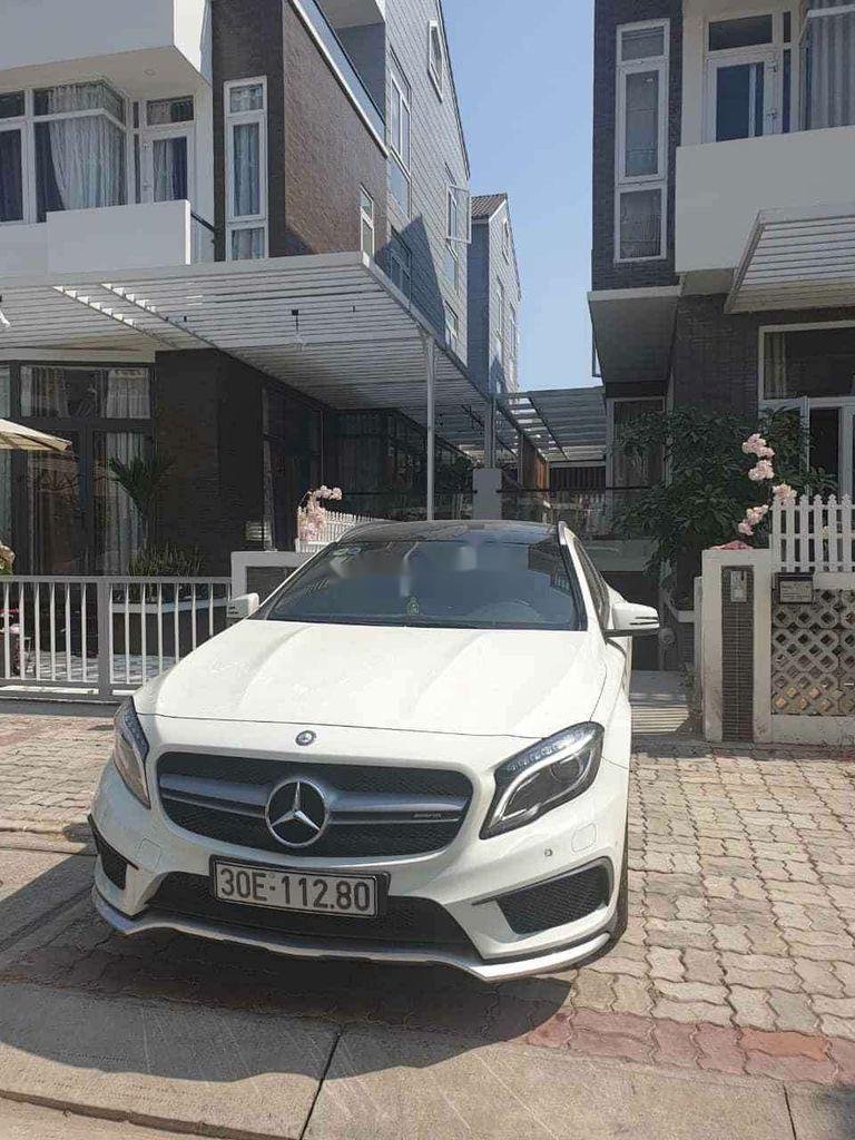 Mercedes-Benz GLA-Class   2015 - Bán Mercedes GLA 45 AMG đời 2015, màu trắng, nhập khẩu