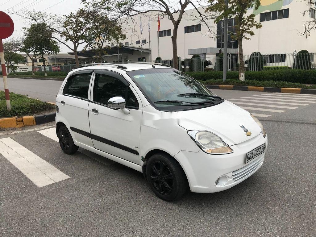 Chevrolet Spark   2010 - Bán Chevrolet Spark đời 2010, màu trắng, nhập khẩu 