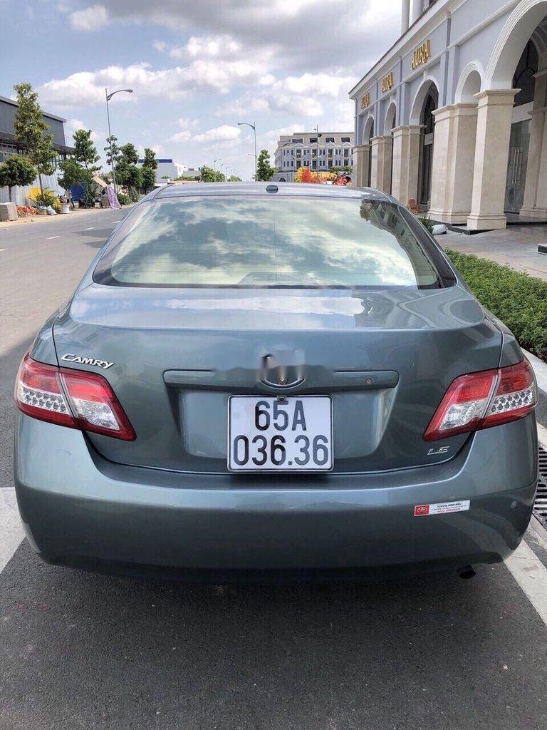 Toyota Camry 2009 - Cần bán xe Toyota Camry năm sản xuất 2009, màu xám, 790tr