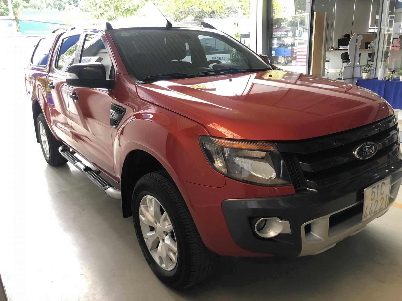 Ford Ranger Wildtrak 2.2 L 2014 - Cần bán gấp Ford Ranger Wildtrak 2.2 L sản xuất năm 2014, màu đỏ