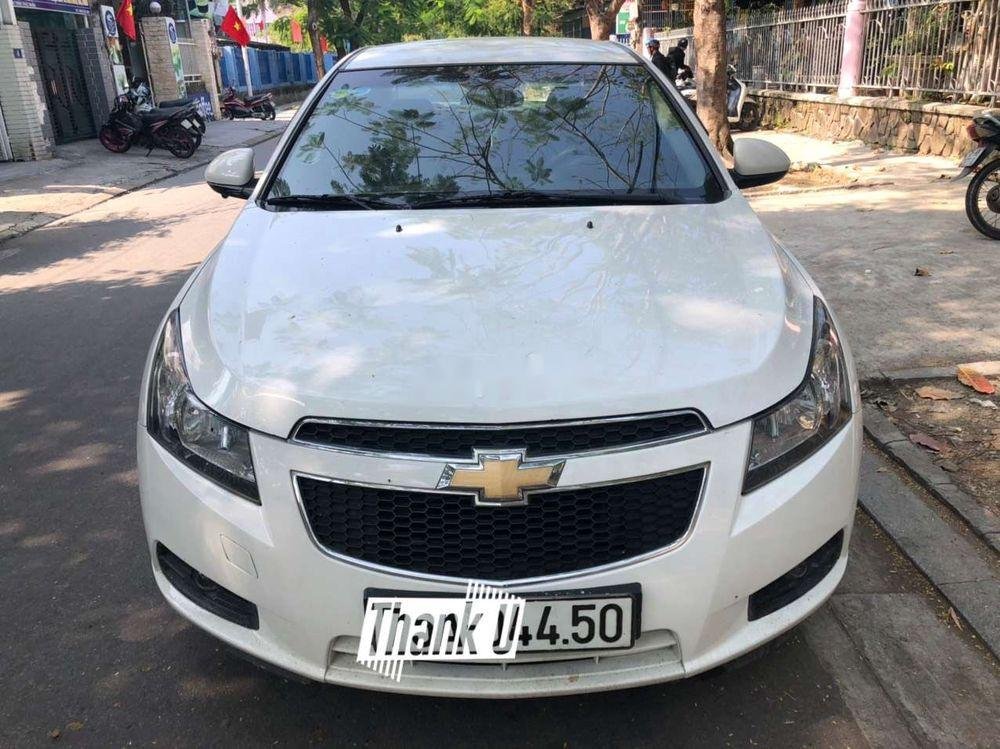 Chevrolet Cruze   2015 - Bán Chevrolet Cruze đời 2015, màu trắng, giá 315tr