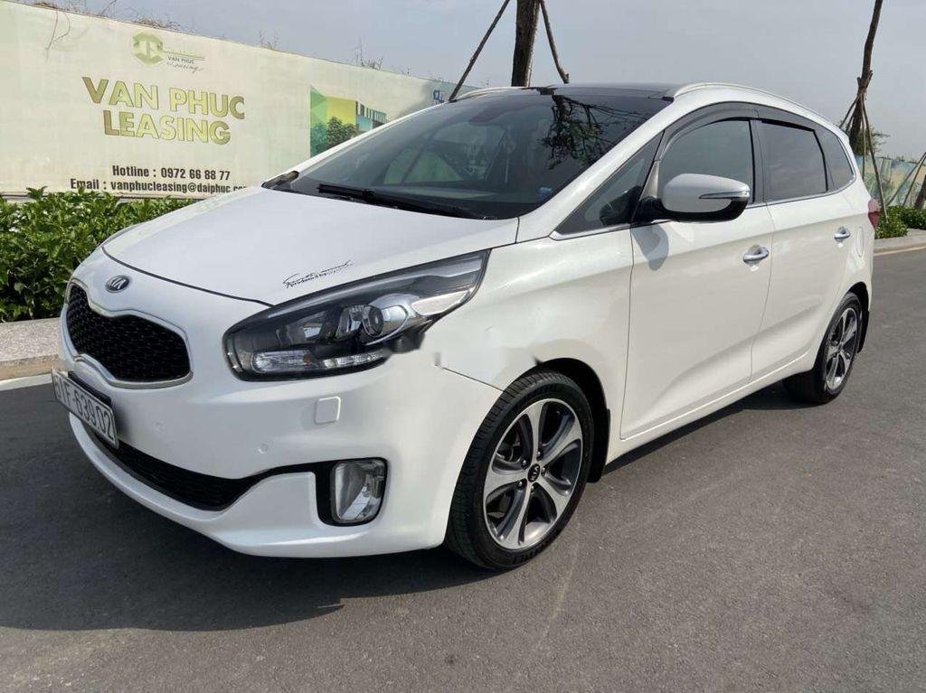 Kia Rondo 2016 - Cần bán Kia Rondo sản xuất năm 2016 số tự động, giá chỉ 575 triệu