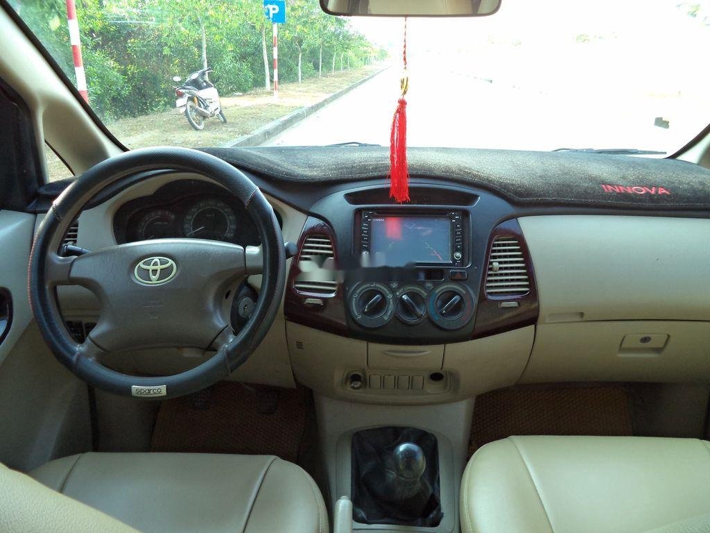 Toyota Innova   2008 - Cần bán lại xe Toyota Innova 2008, giá chỉ 208 triệu