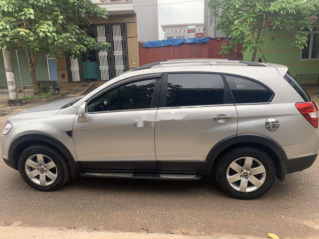 Chevrolet Captiva 2008 - Cần bán lại xe Chevrolet Captiva sản xuất năm 2008 giá cạnh tranh