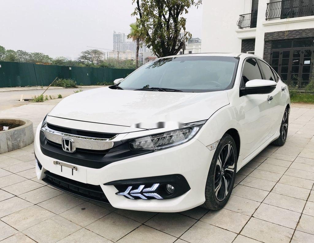 Honda Civic 2017 - Bán Honda Civic sản xuất năm 2017, nhập khẩu nguyên chiếc