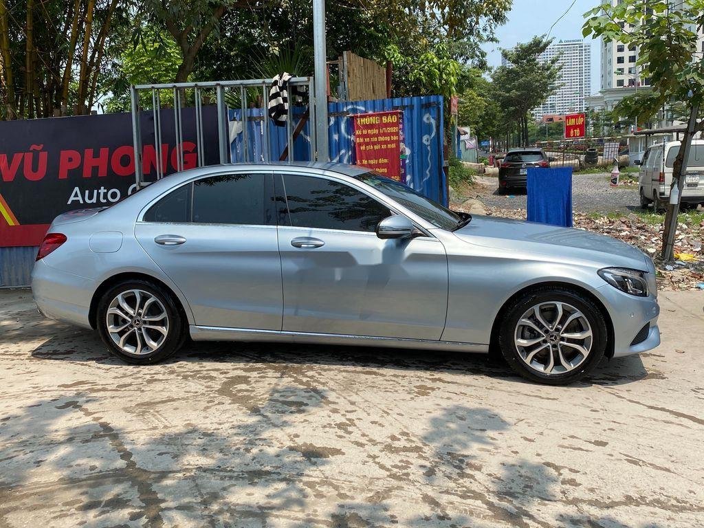 Mercedes-Benz C class 2017 - Bán Mercedes C class sản xuất 2017