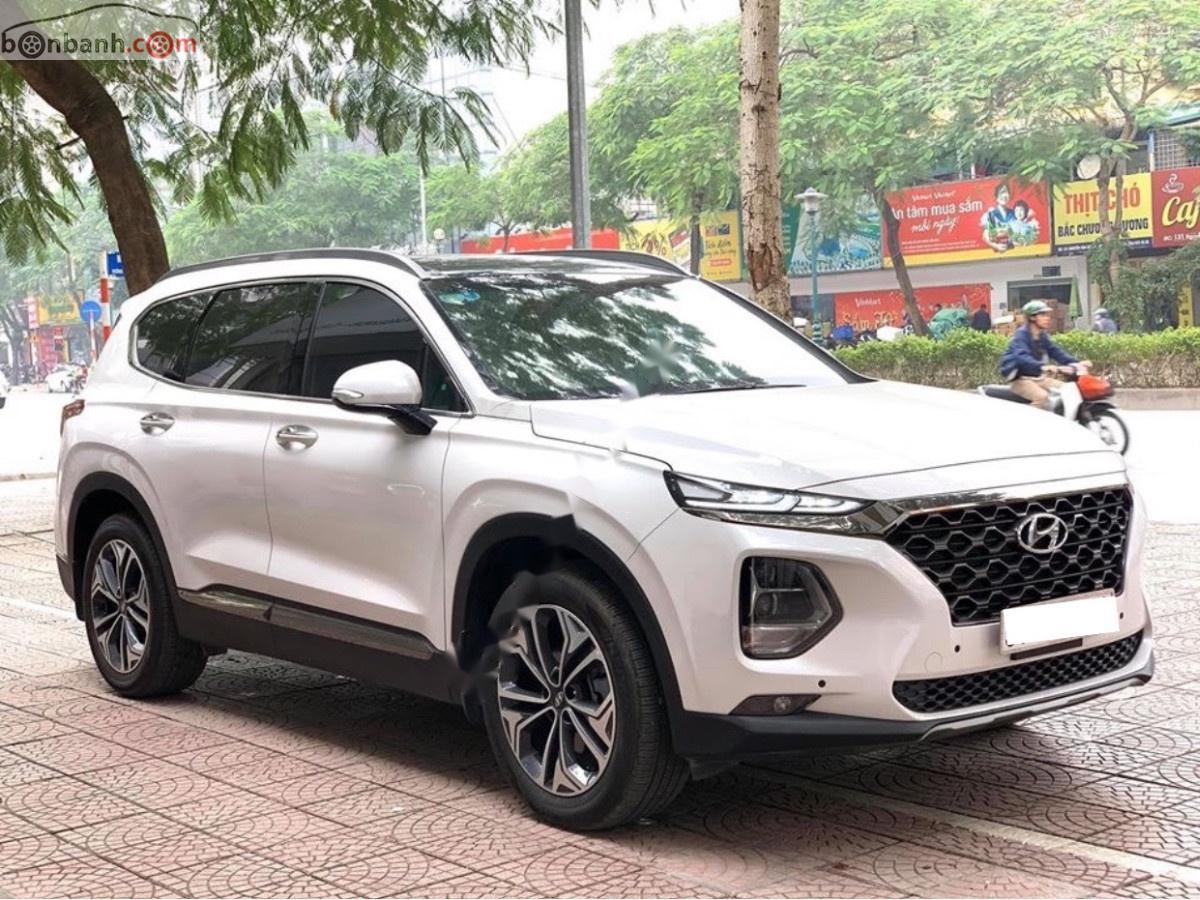 Hyundai Santa Fe   2019 - Cần bán xe Hyundai Santa Fe 2.4 Premium 2019, màu trắng như mới