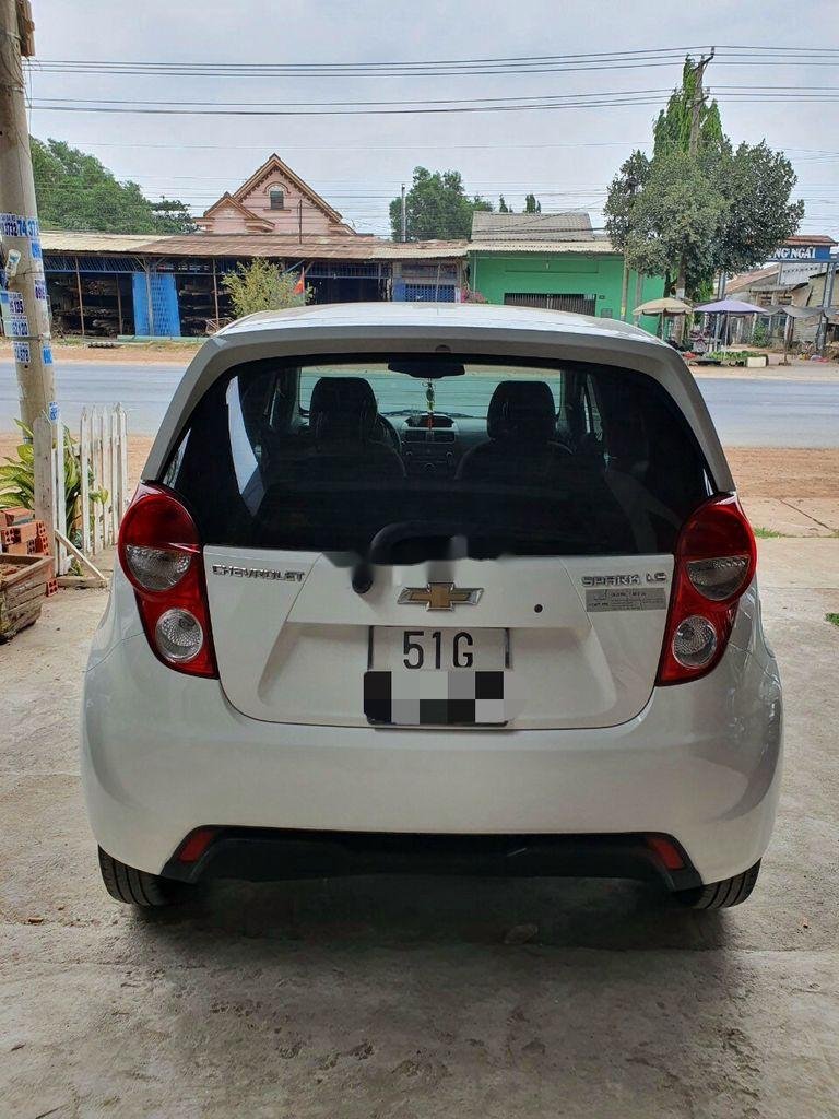 Chevrolet Spark   2016 - Bán Chevrolet Spark đời 2016, màu trắng, xe nhập 