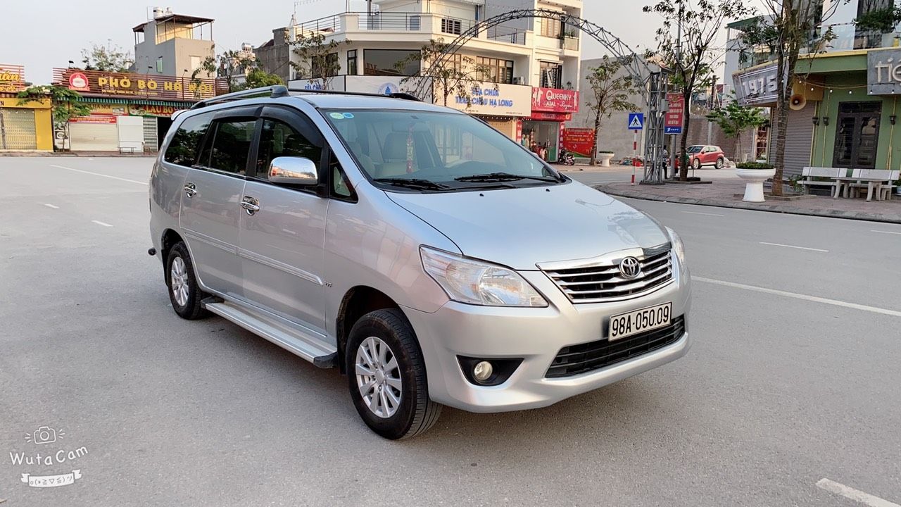 Toyota Innova 2007 - Cần bán lại xe Toyota Innova sản xuất 2007, màu bạc, giá rẻ