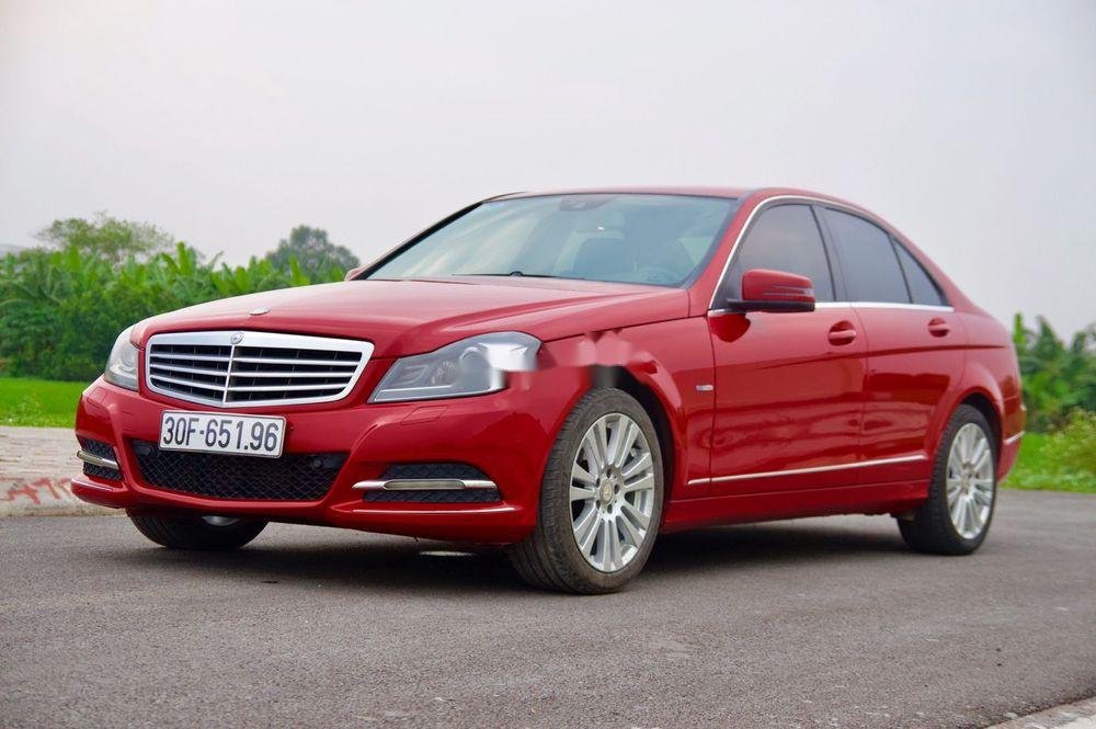 Mercedes-Benz C class 2011 - Cần bán gấp Mercedes C class năm sản xuất 2011, nhập khẩu, giá chỉ 590 triệu