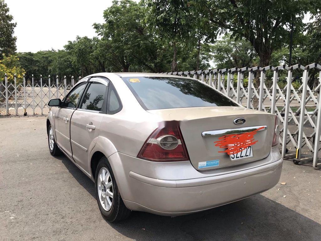 Ford Focus   2008 - Bán xe Ford Focus sản xuất năm 2008, màu bạc, số sàn