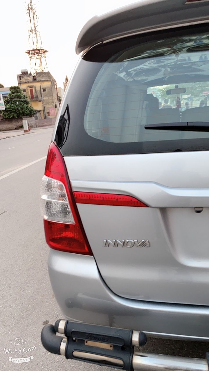 Toyota Innova 2007 - Cần bán lại xe Toyota Innova sản xuất 2007, màu bạc, giá rẻ