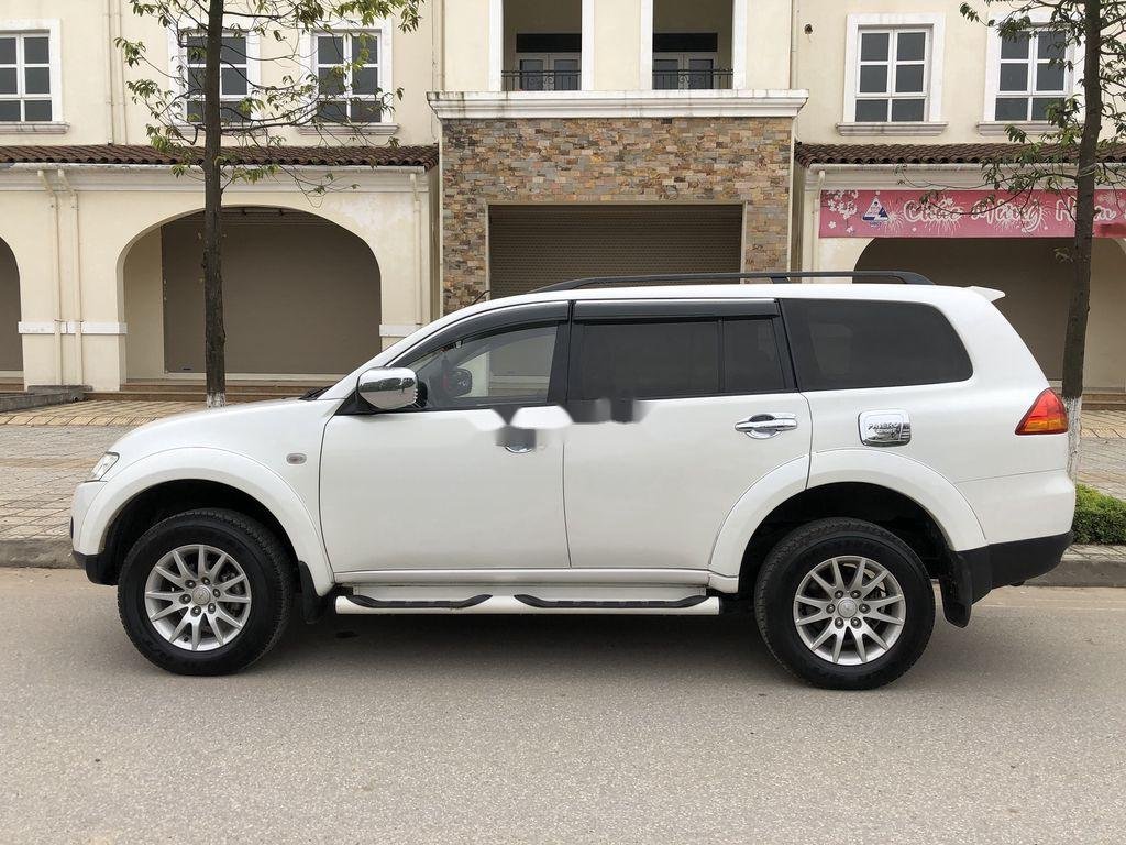 Mitsubishi Pajero   2015 - Bán Mitsubishi Pajero đời 2015, màu trắng chính chủ, 525 triệu