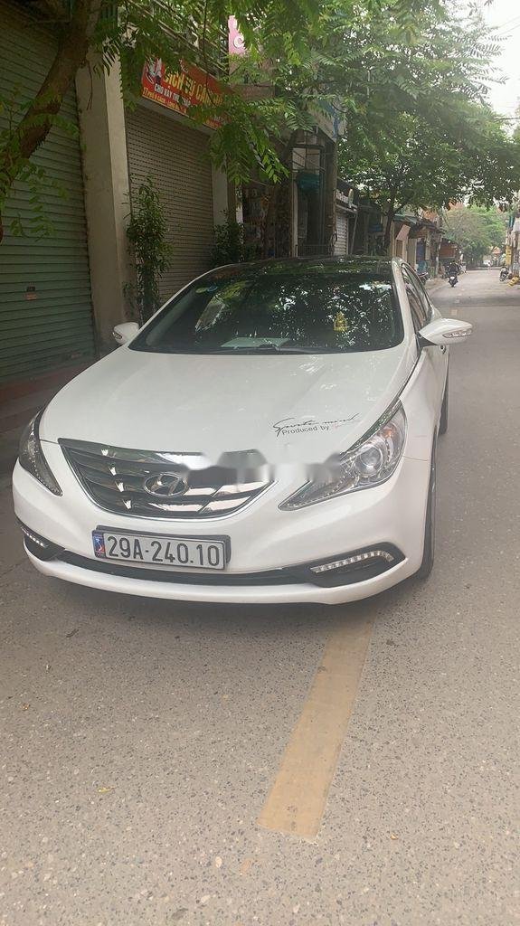 Hyundai Sonata   2011 - Bán Hyundai Sonata năm 2011, màu trắng, nhập khẩu