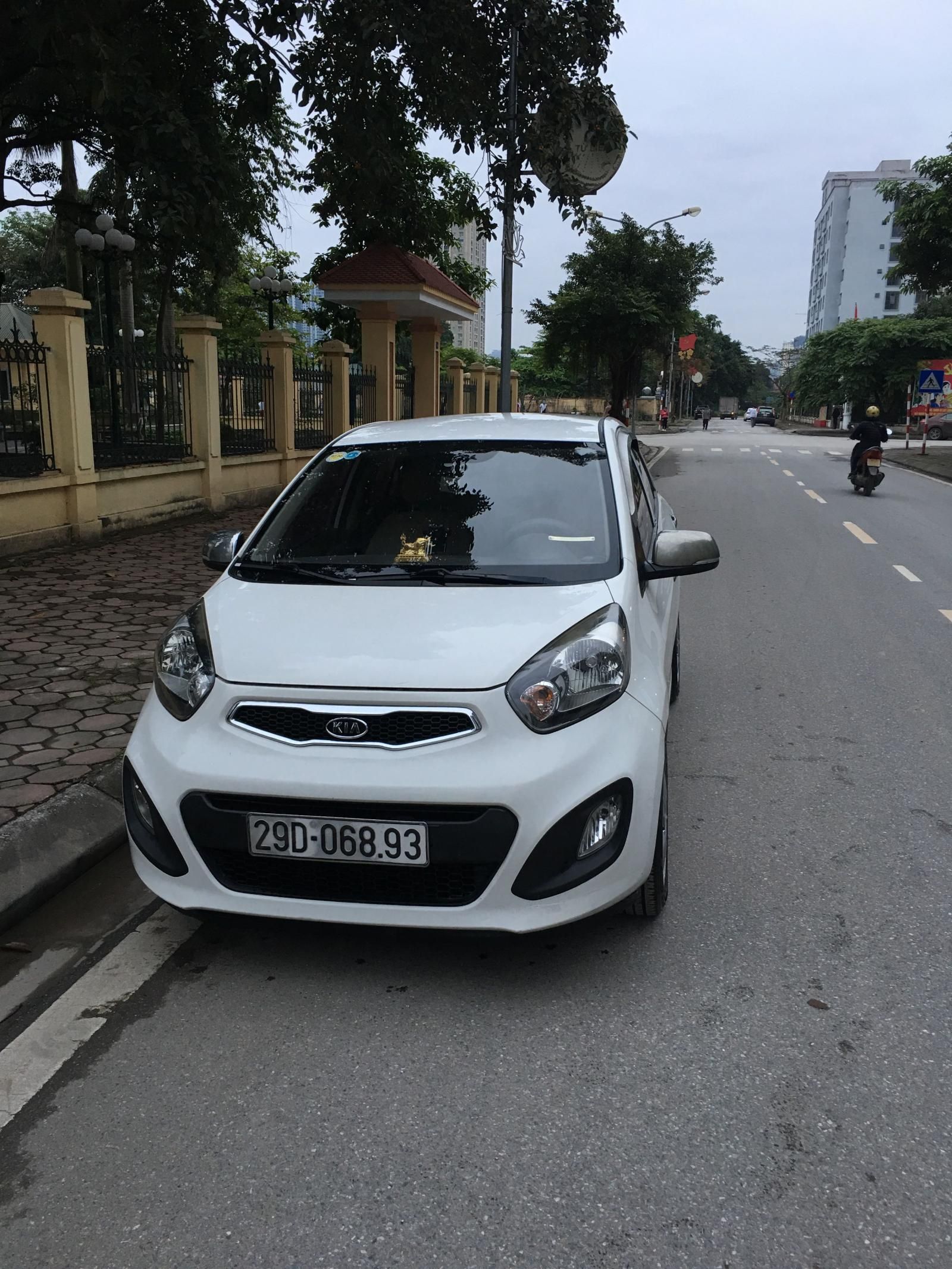 Kia Morning 2011 - Chính chủ cần bán xe Kia Morning đời 2011, màu trắng, giá tốt