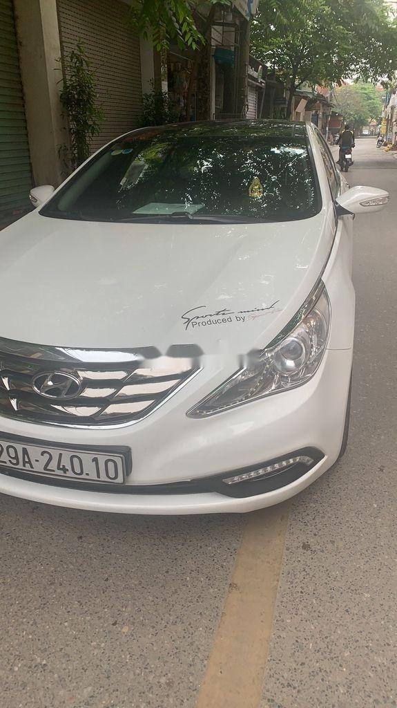 Hyundai Sonata   2011 - Bán Hyundai Sonata năm 2011, màu trắng, nhập khẩu