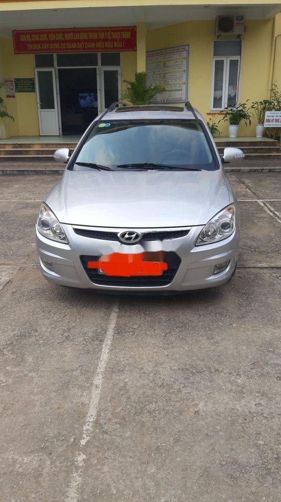 Hyundai i30 2009 - Bán Hyundai i30 sản xuất 2009, màu bạc, nhập khẩu