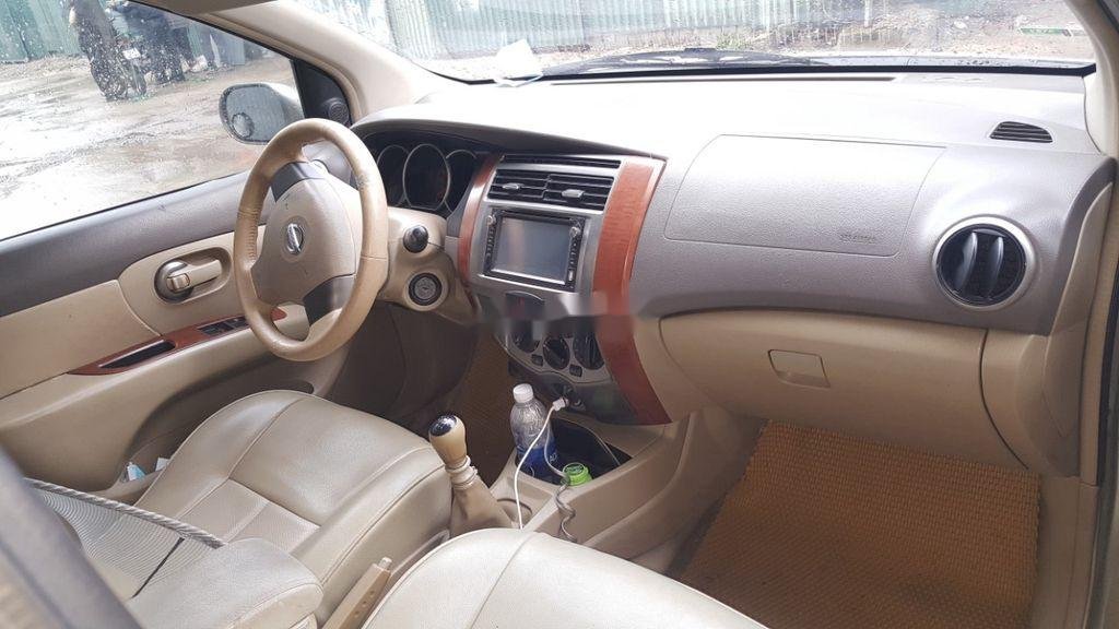 Nissan Grand livina   2011 - Cần bán xe Nissan Grand livina đời 2011 giá cạnh tranh