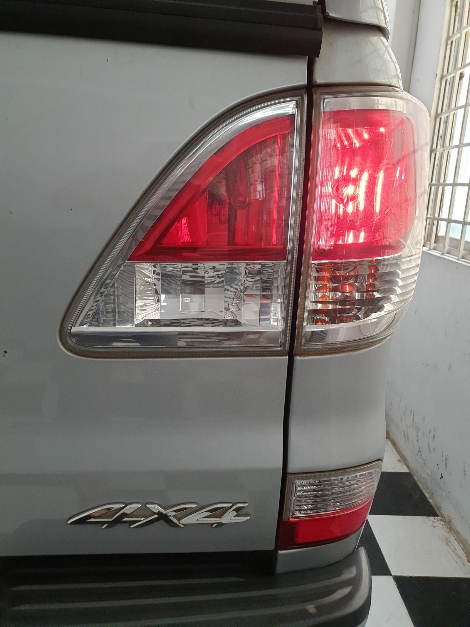 Mazda BT 50 2015 - Chính chủ cần bán xe Mazda BT 50 năm 2015, màu bạc