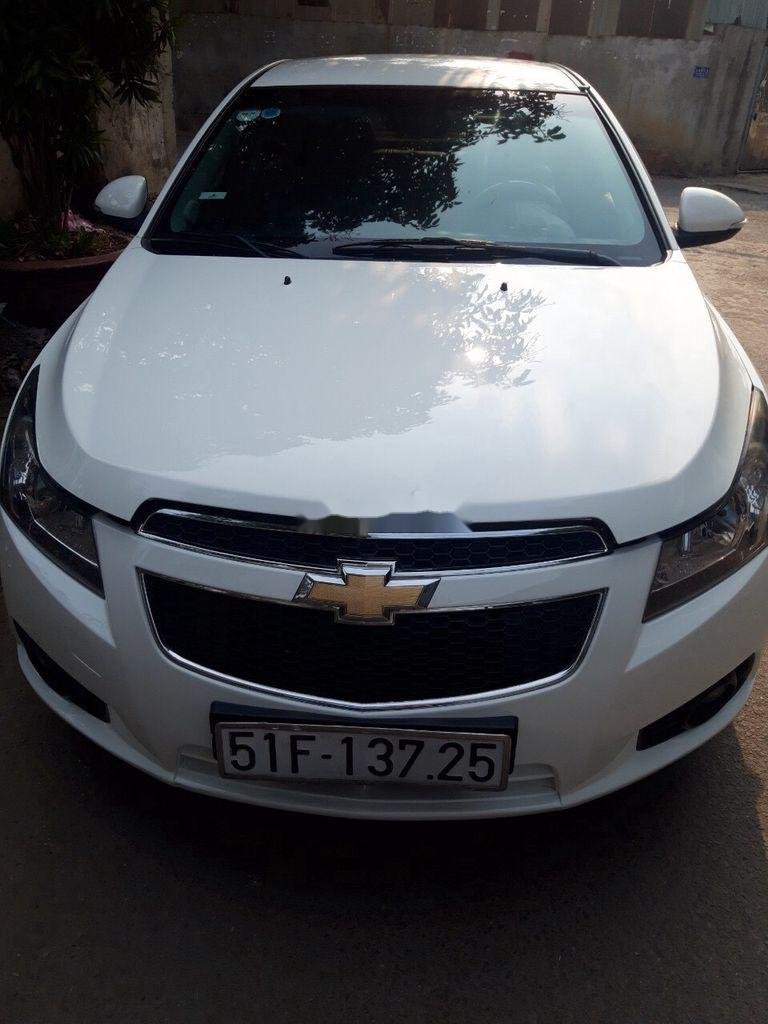 Chevrolet Cruze   2015 - Bán xe Chevrolet Cruze năm 2015, màu trắng, xe nhập chính chủ giá cạnh tranh