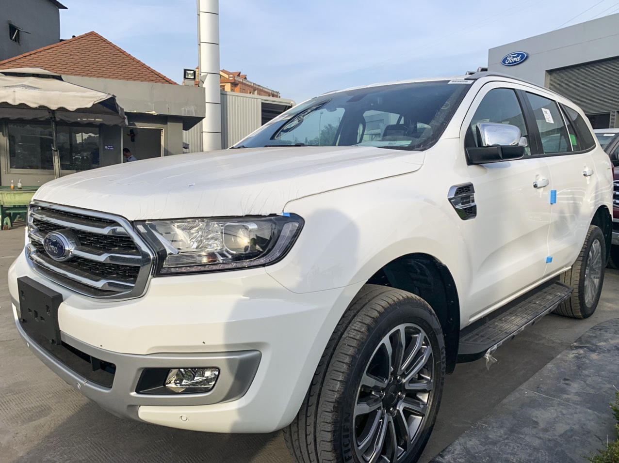 Ford Everest Titanium 4x2 2020 - Ford Everest Titanium 4x2 ưu đãi khủng 95 triệu - LH: 0388.145.415