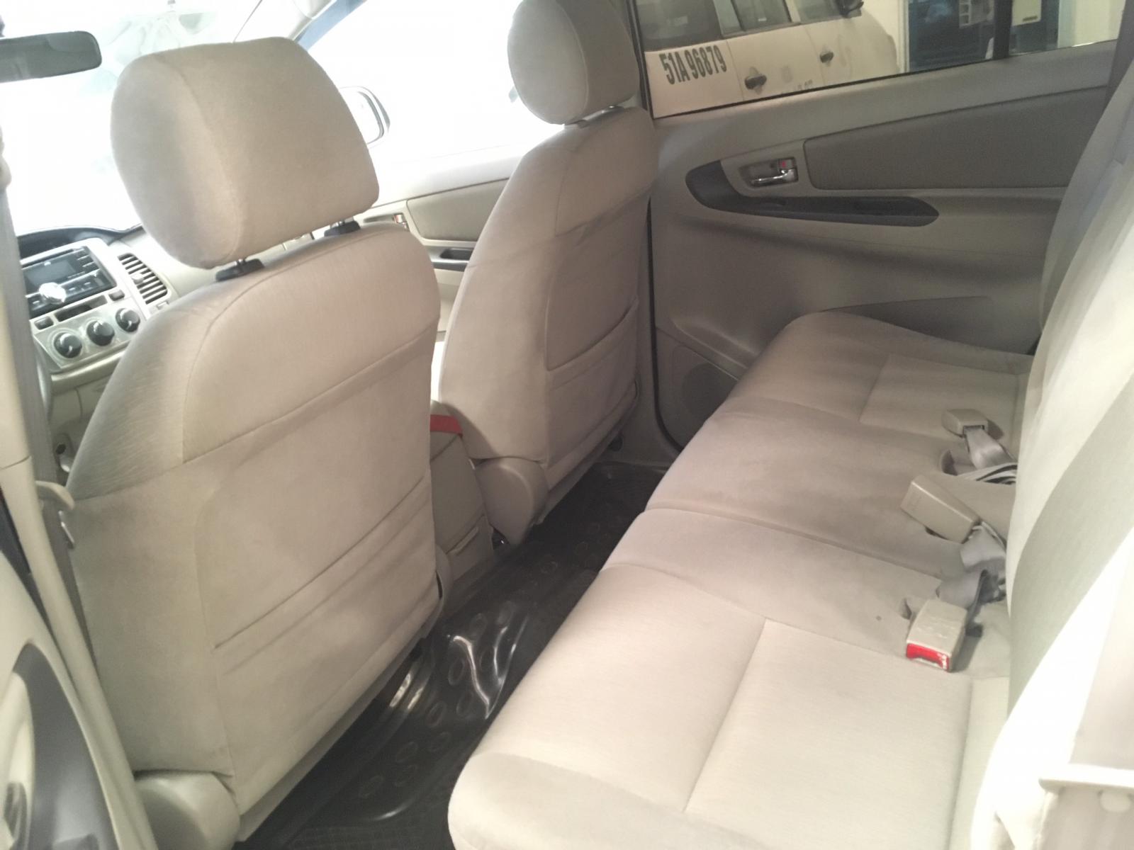 Toyota Innova 2.0E 2015 - Cần bán Innova 2015 - hàng hiếm - xe zin