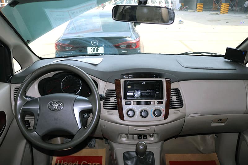 Toyota Innova E 2015 - Innova 2.0E giá tốt, còn giảm mạnh cho khách hàng trong tháng