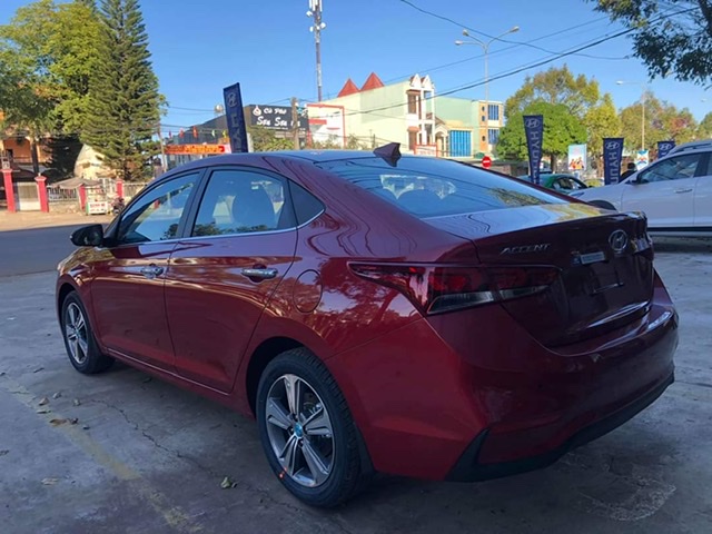 Hyundai Accent 1.4MT 2020 - Bán ô tô Hyundai Accent 1.4MT đời 2020, màu đỏ, 472tr