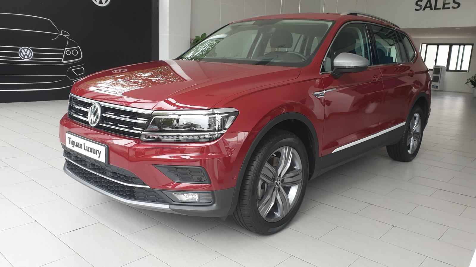 Volkswagen Tiguan Luxury 2019 - Volkswagen Tiguan Luxury nhập khẩu, màu đỏ tặng quà hấp dẫn khi mua xe