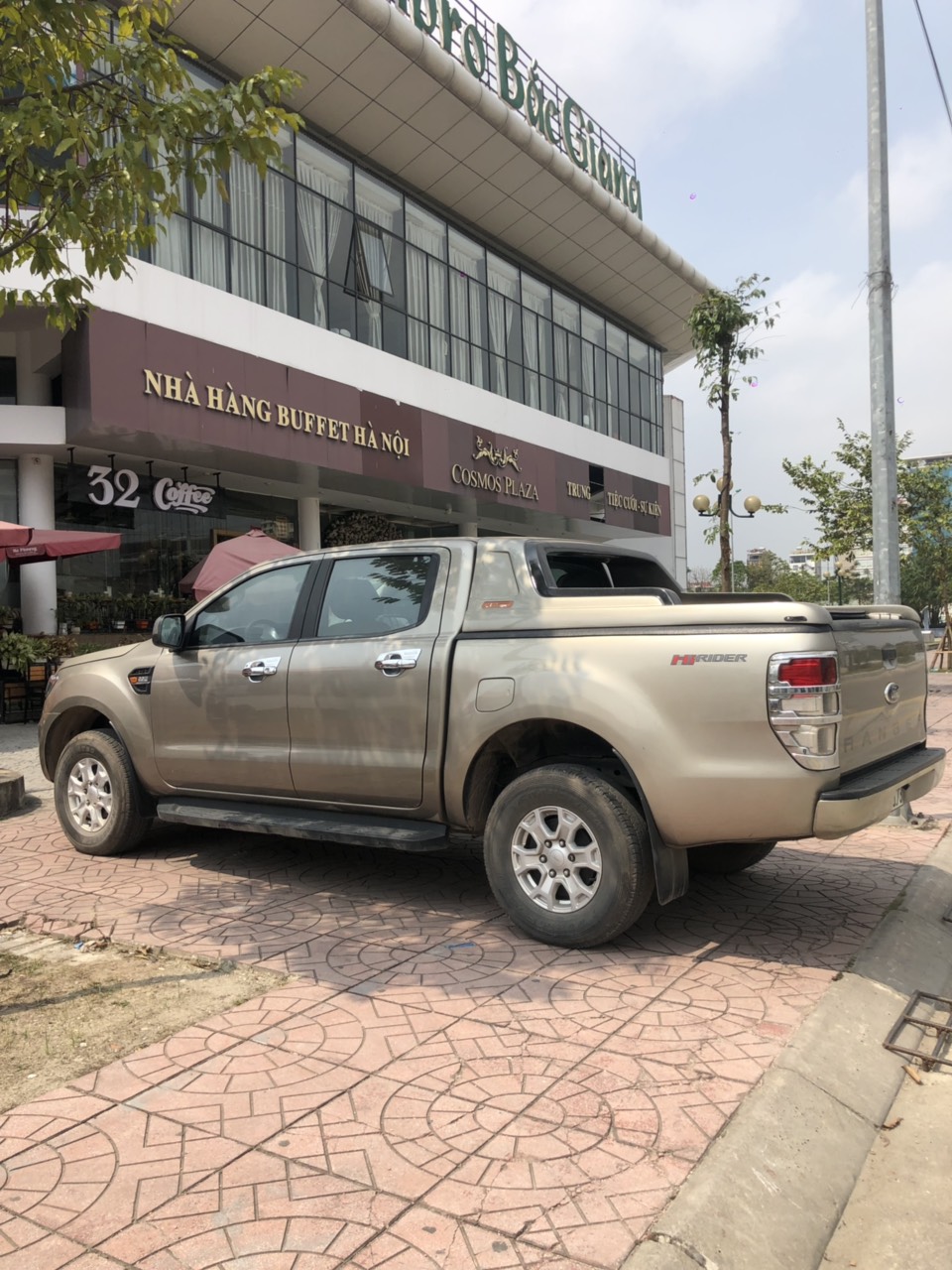 Ford Ranger 2016 - Cần bán Ford Ranger 2016, màu vàng, nhập khẩu, chính chủ, 535tr