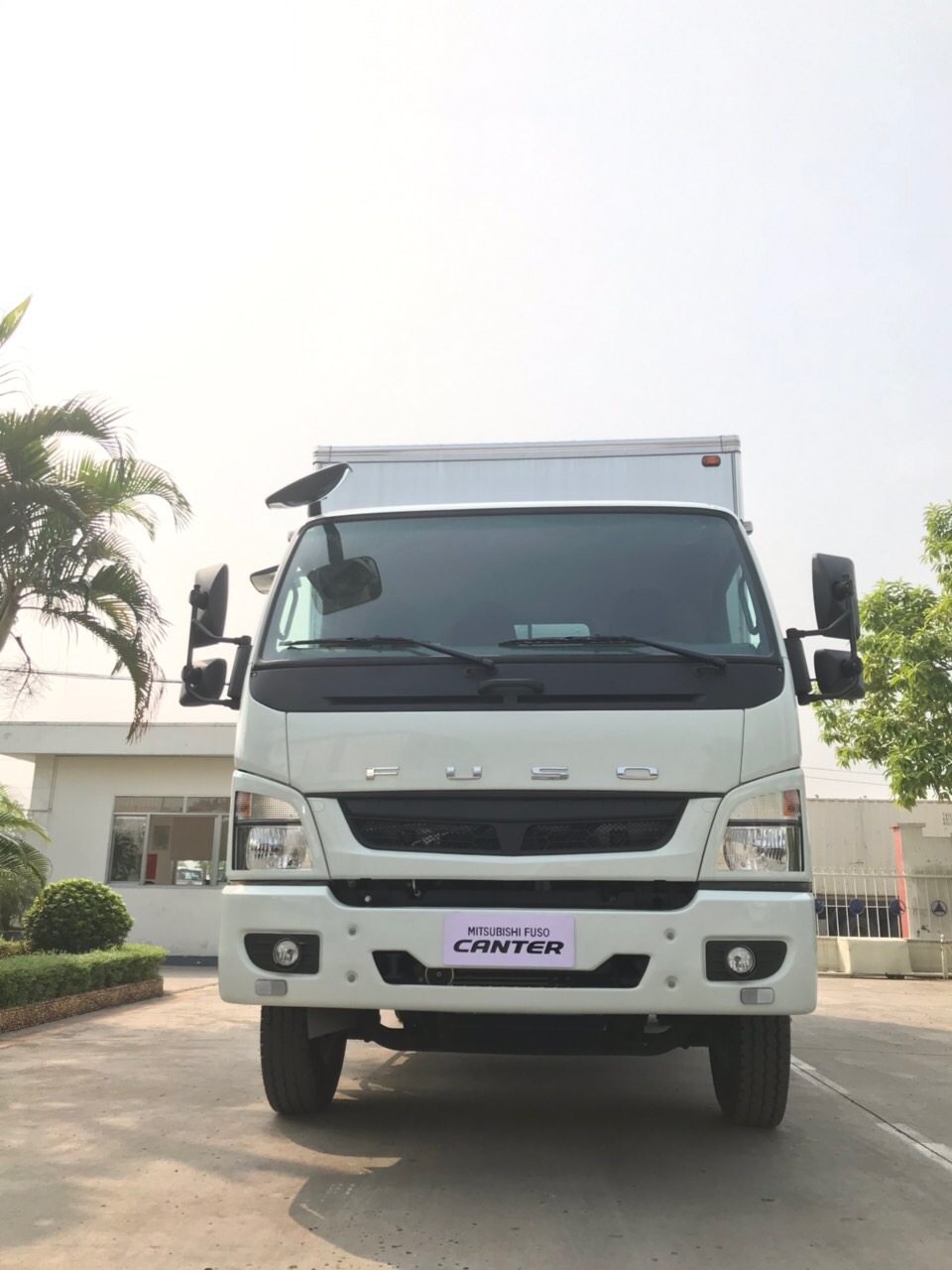 Genesis 2020 - Xe tải Fuso Nhật Bản - đời 2020 - hỗ trợ trả góp 70% - sẵn xe giao ngay