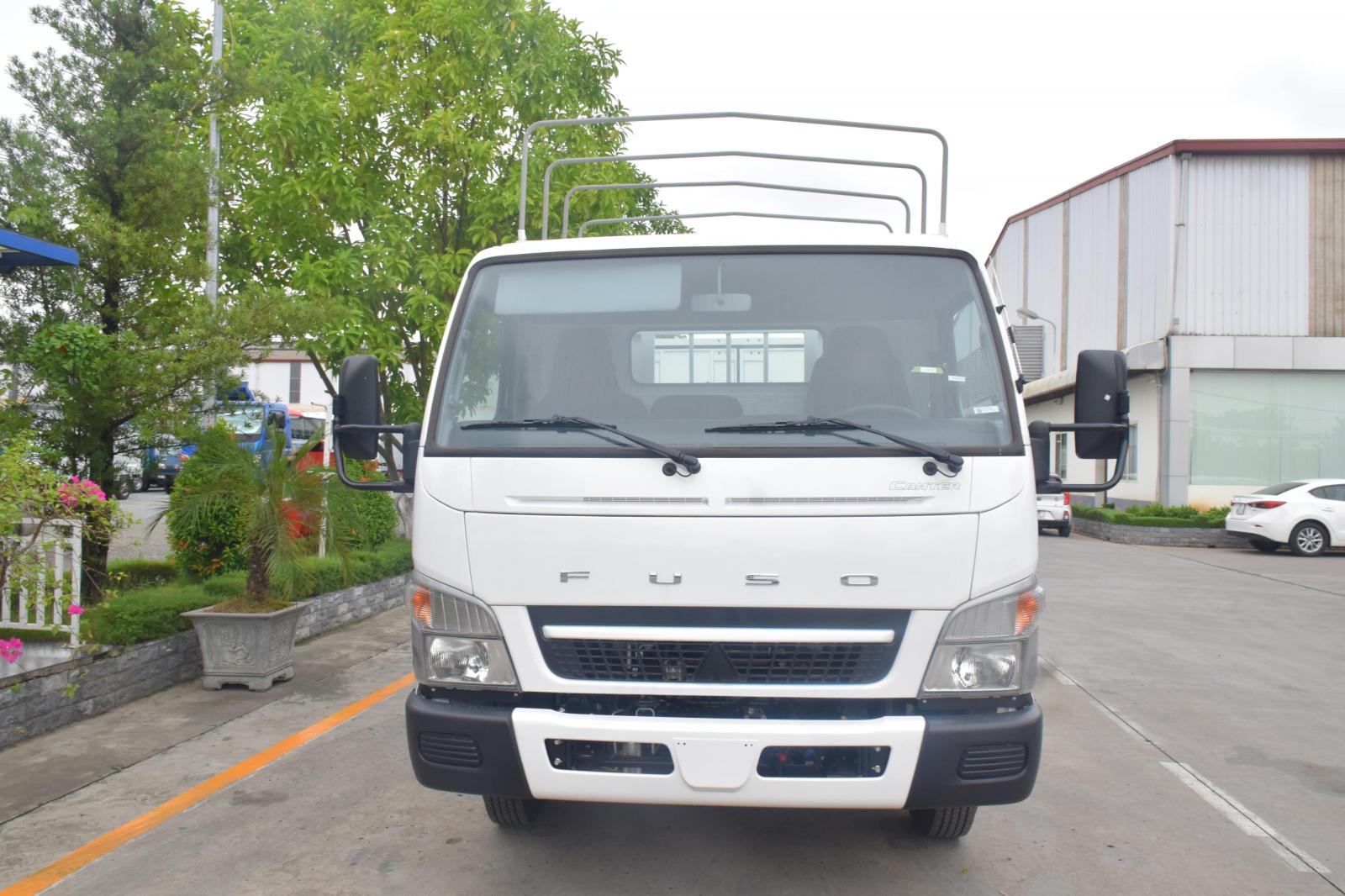 Genesis  6.5 2020 - Xe tải Fuso Nhật Bản - đời 2020 - hỗ trợ trả góp 70%