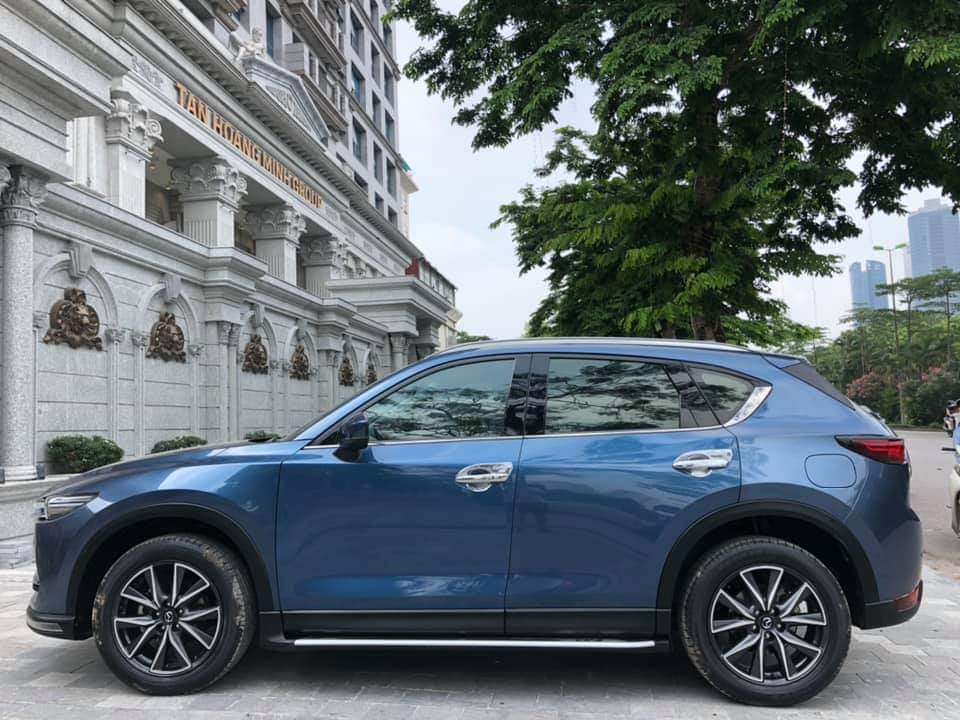 Mazda CX 5 2018 - Bán Mazda CX5 2.0 model 2018 cực mới giá siêu tốt