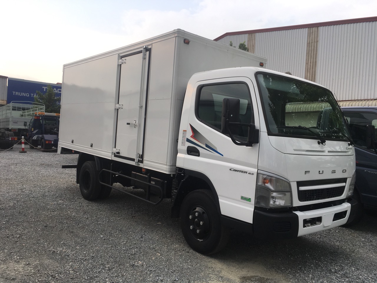 Genesis  6.5 2020 - Xe tải Fuso Nhật Bản - Hỗ trợ trả góp 70% - Sẵn xe giao ngay