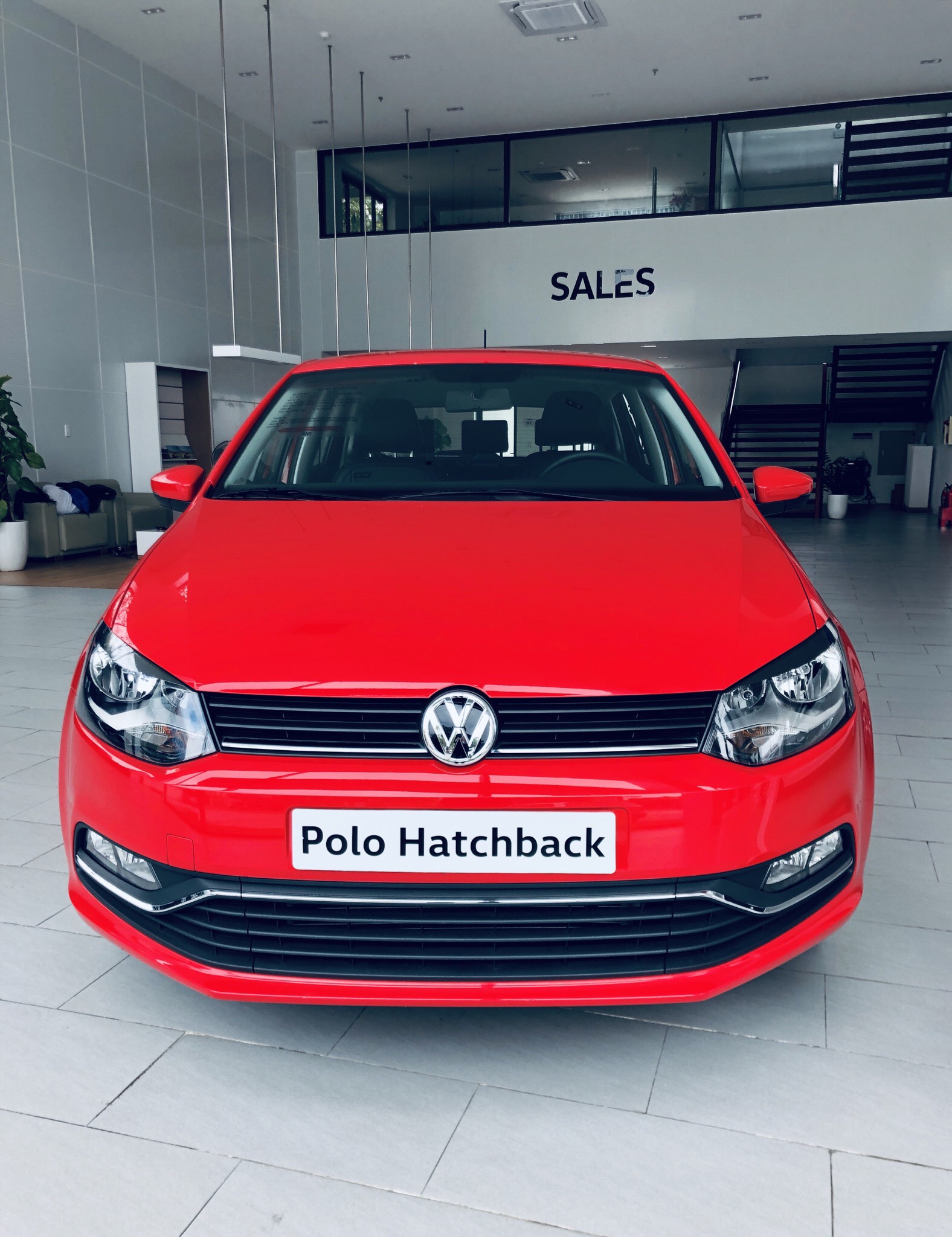 Volkswagen Polo Hatchback 2018 - Volkswagen Polo Hatchback, màu đỏ, nhập khẩu