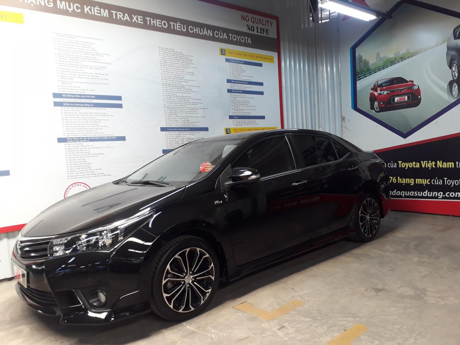 Toyota Corolla altis 2.0V Sport 2016 - Cần bán lại xe Toyota Corolla Altis 2.0V Sport đời 2016, màu đen giá cạnh tranh