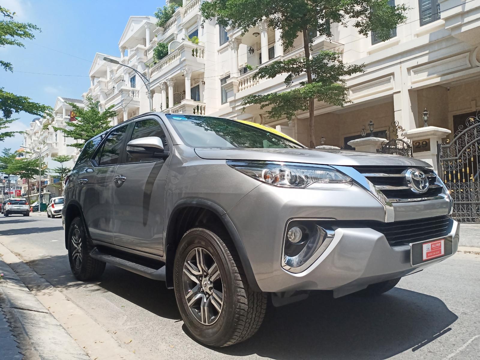 Toyota Fortuner FX 2017 - Fortuner xăng Indo Toyota Đông Sài Gòn, khuyến mãi hấp dẫn