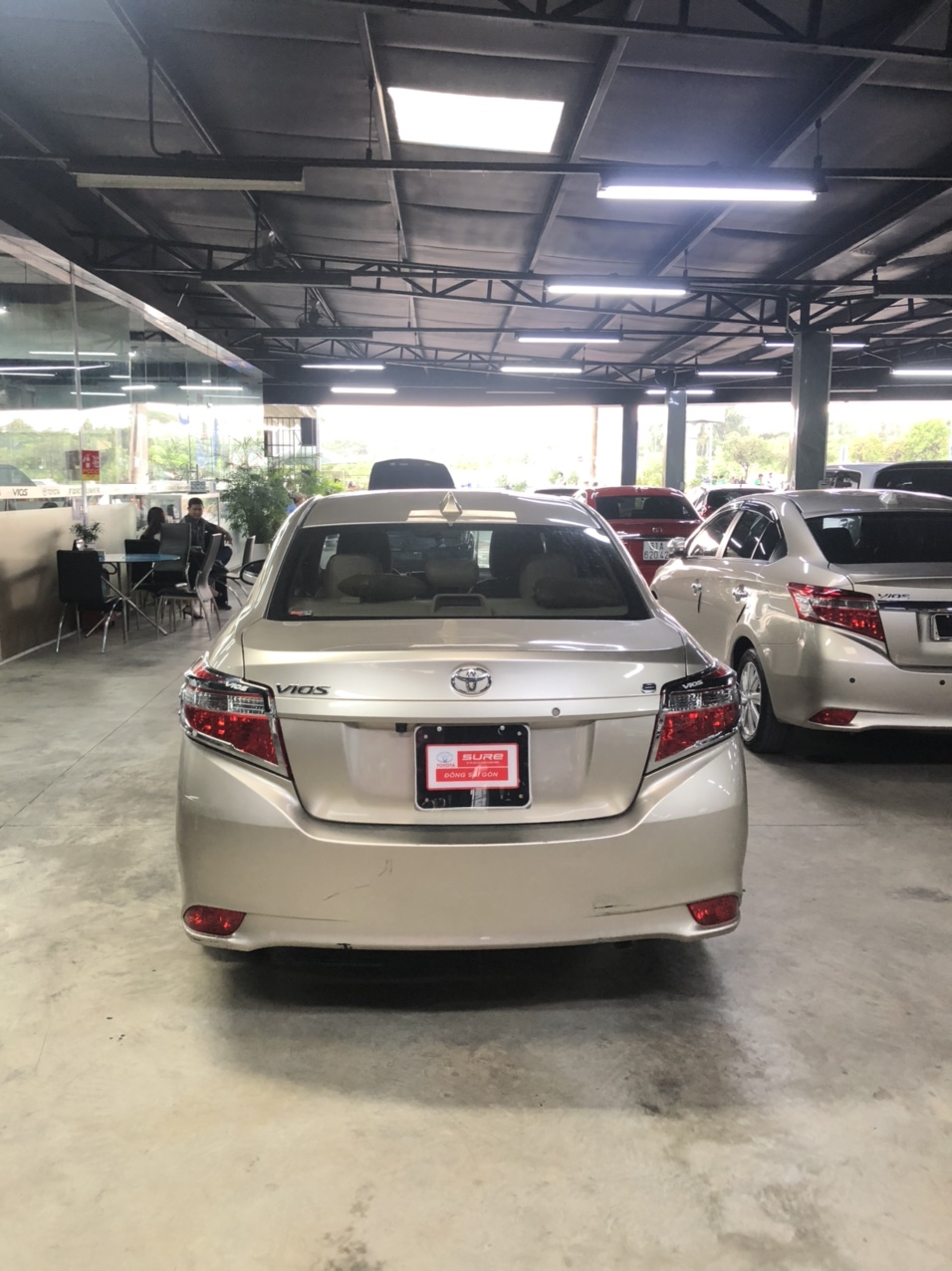 Toyota Vios E 2018 - Bán ô tô Toyota Vios E 2018, giá giảm mạnh sau khi chốt thuế trước bạ