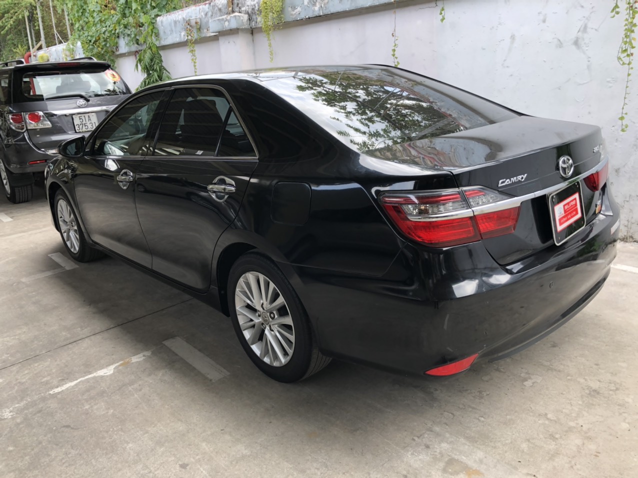 Toyota Camry 2.0E 2017 - Cần bán lại xe Toyota Camry 2.0E năm 2017, màu đen, nhập khẩu, 860 triệu