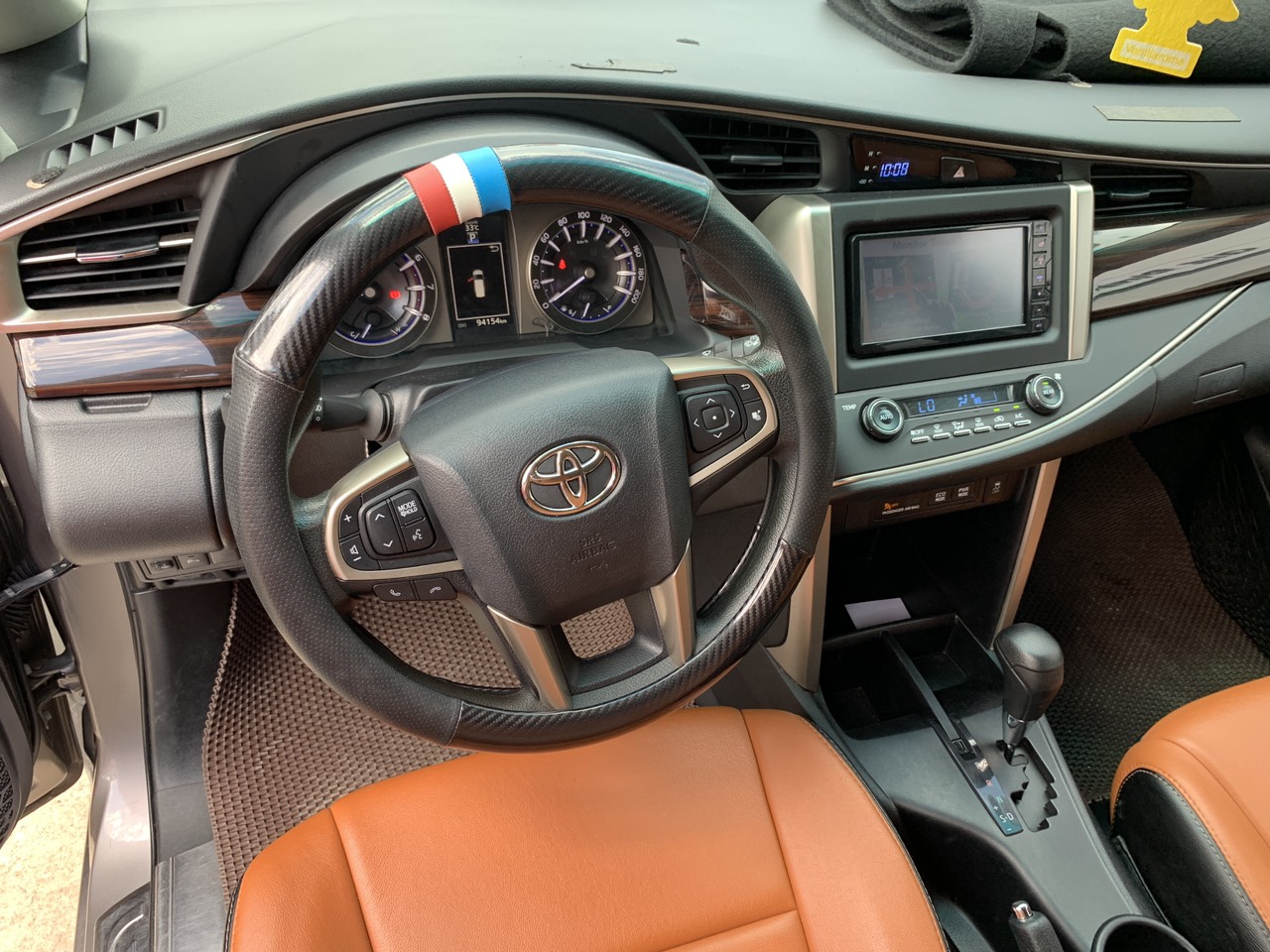 Toyota Innova G 2017 - Cần bán Innova 2017 số tự động còn mới - tiết kiệm hơn xe mới đến gần 300 triệu