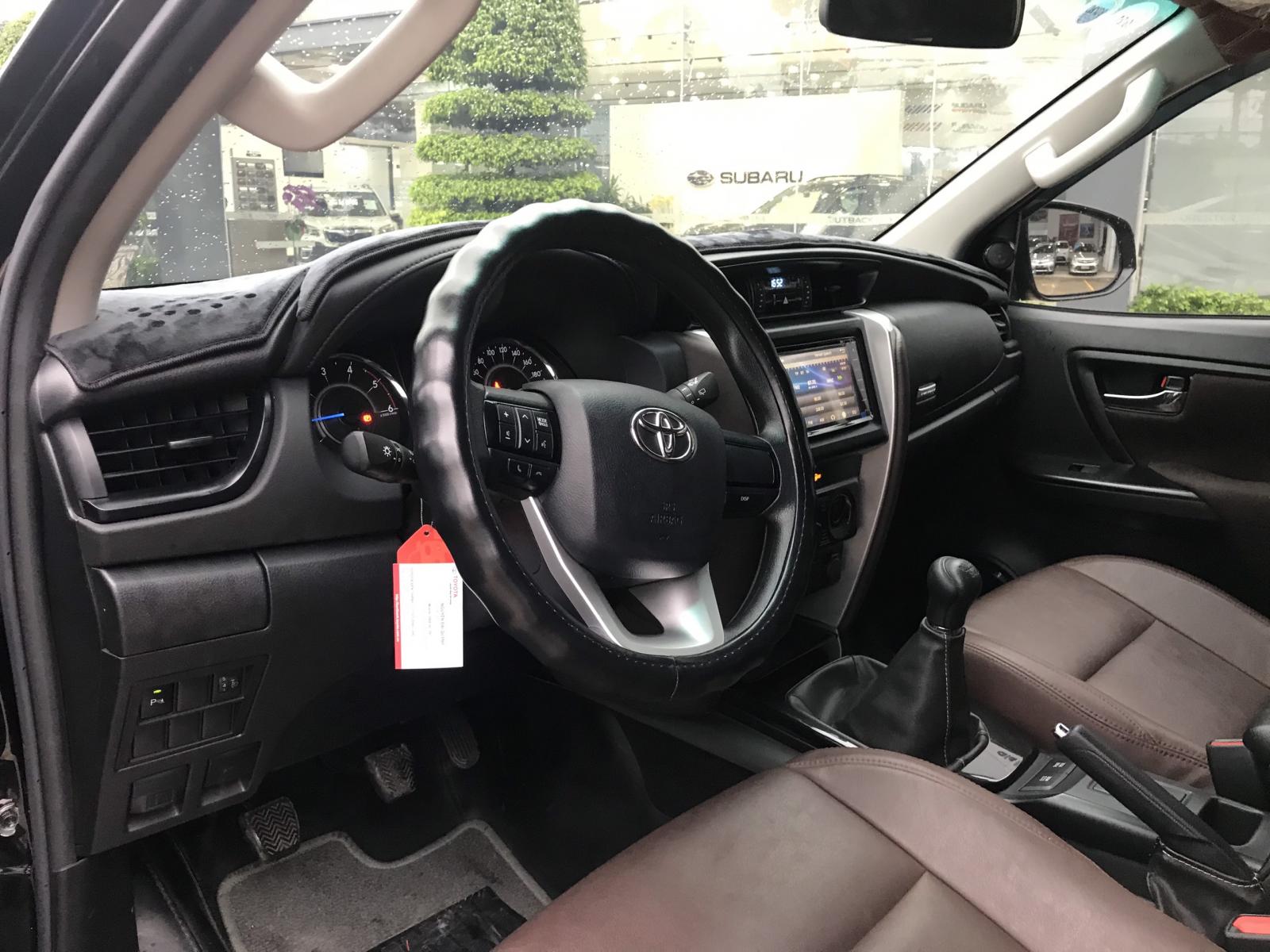 Toyota Fortuner G 2018 - Cần bán gấp Toyota Fortuner G đời 2018, màu đen, nhập khẩu