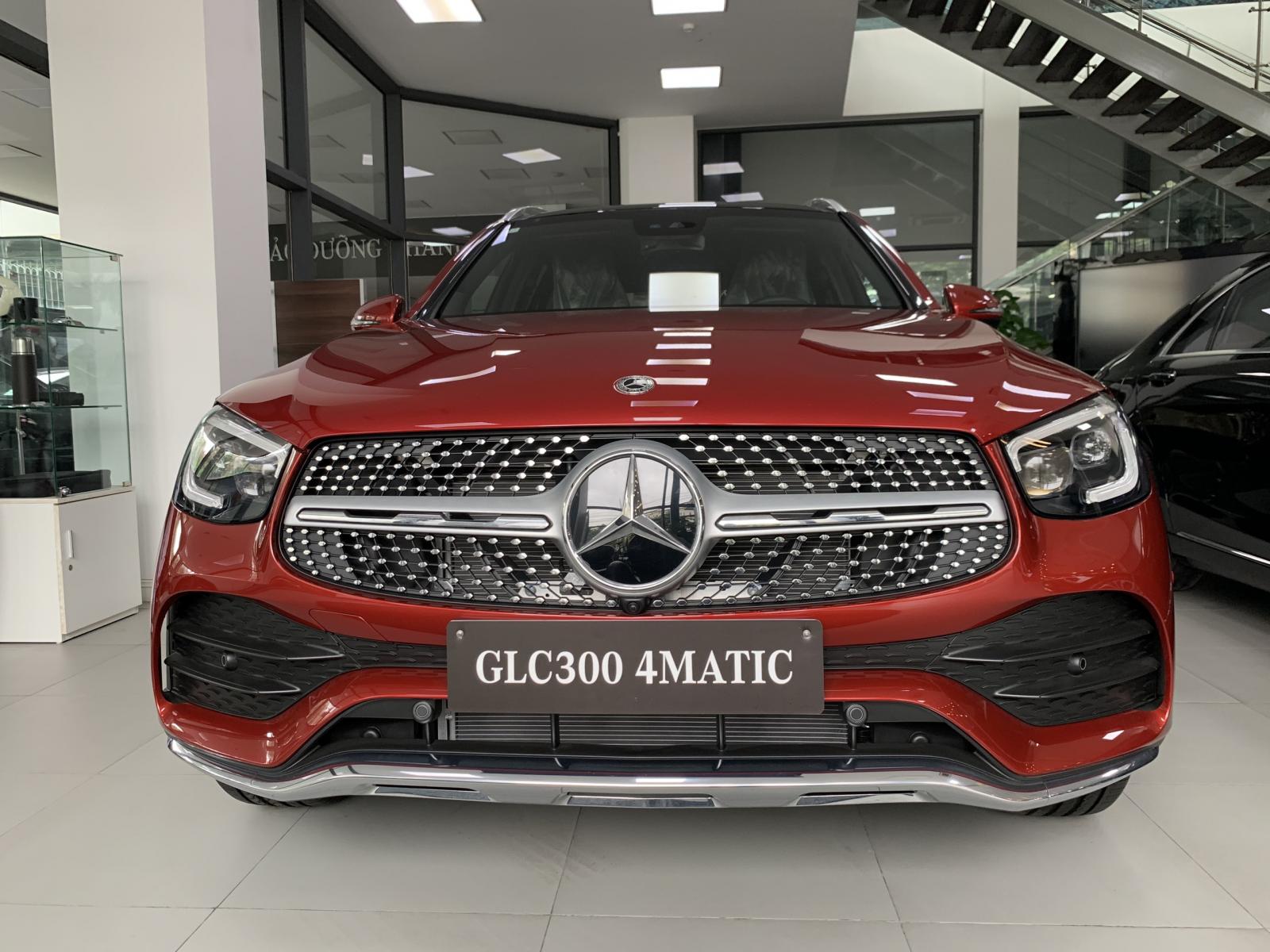 Mercedes-Benz GLC 300 4Matic 2020 - Mercedes Benz GLC 300 4Matic 2020, giá cực tốt đã bao gồm lăn bánh