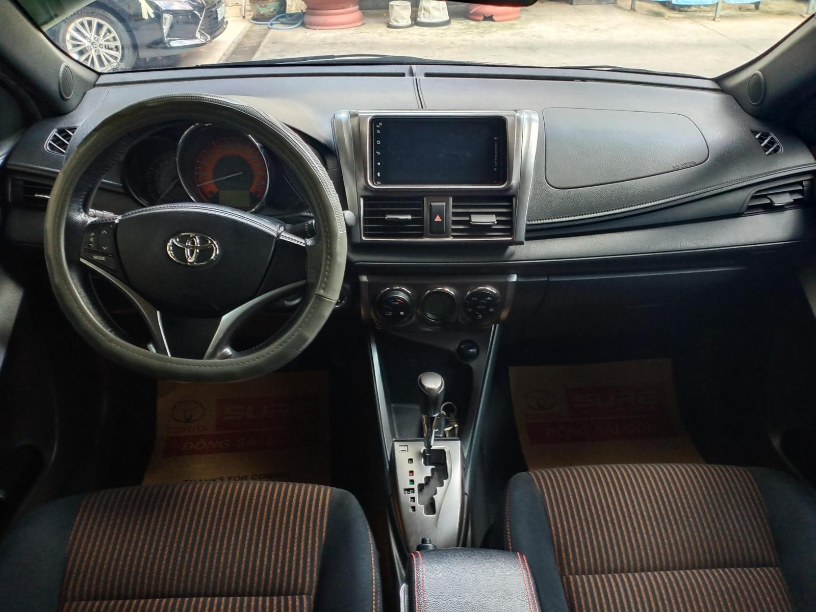 Toyota Yaris 1.3G 2016 - Cần bán lại xe Toyota Yaris 1.3G đời 2016, màu bạc, nhập khẩu, 540 triệu