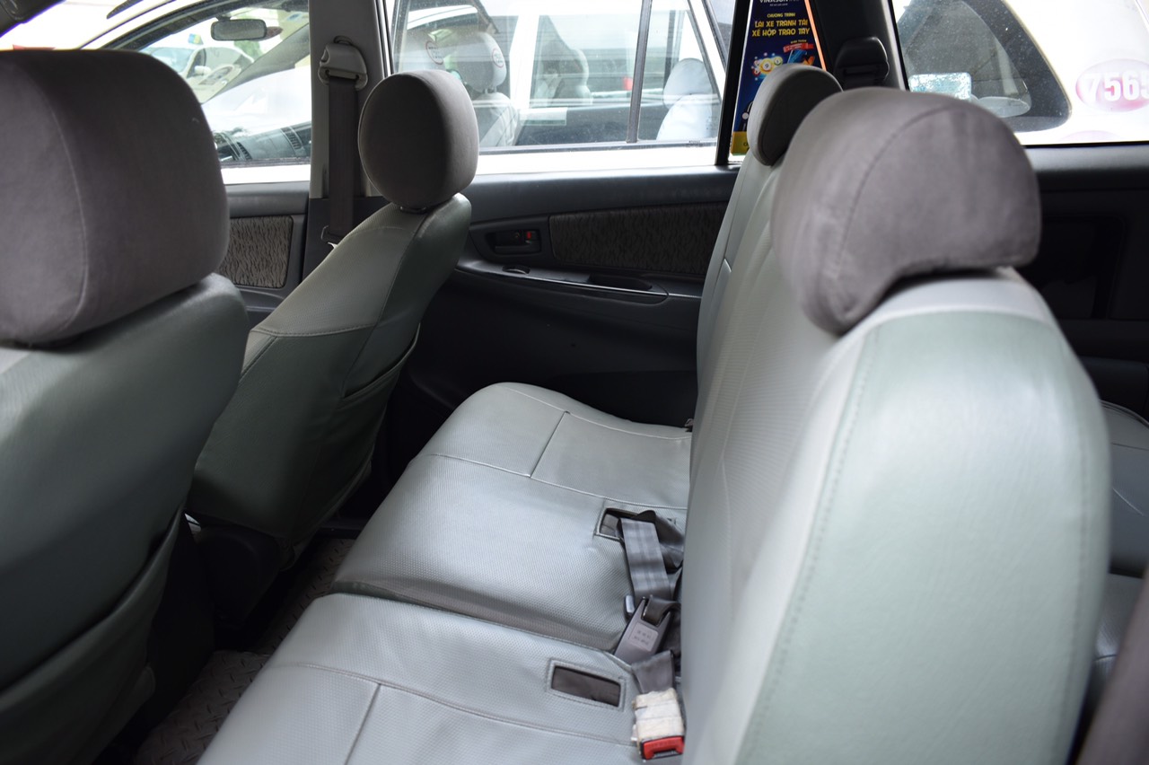 Toyota Innova 2.0E 2014 - Thanh lý lô taxi - mua càng nhiều giảm giá càng đậm