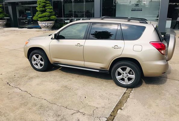 Toyota RAV4 2009 - Bán Toyota RAV4 đời 2009, màu vàng, nhập khẩu nguyên chiếc, giá hot