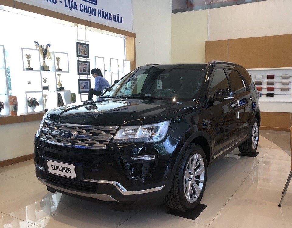 Ford Explorer 2019 - Cần bán xe Ford Explorer giảm giá kịch sàn hơn 300tr