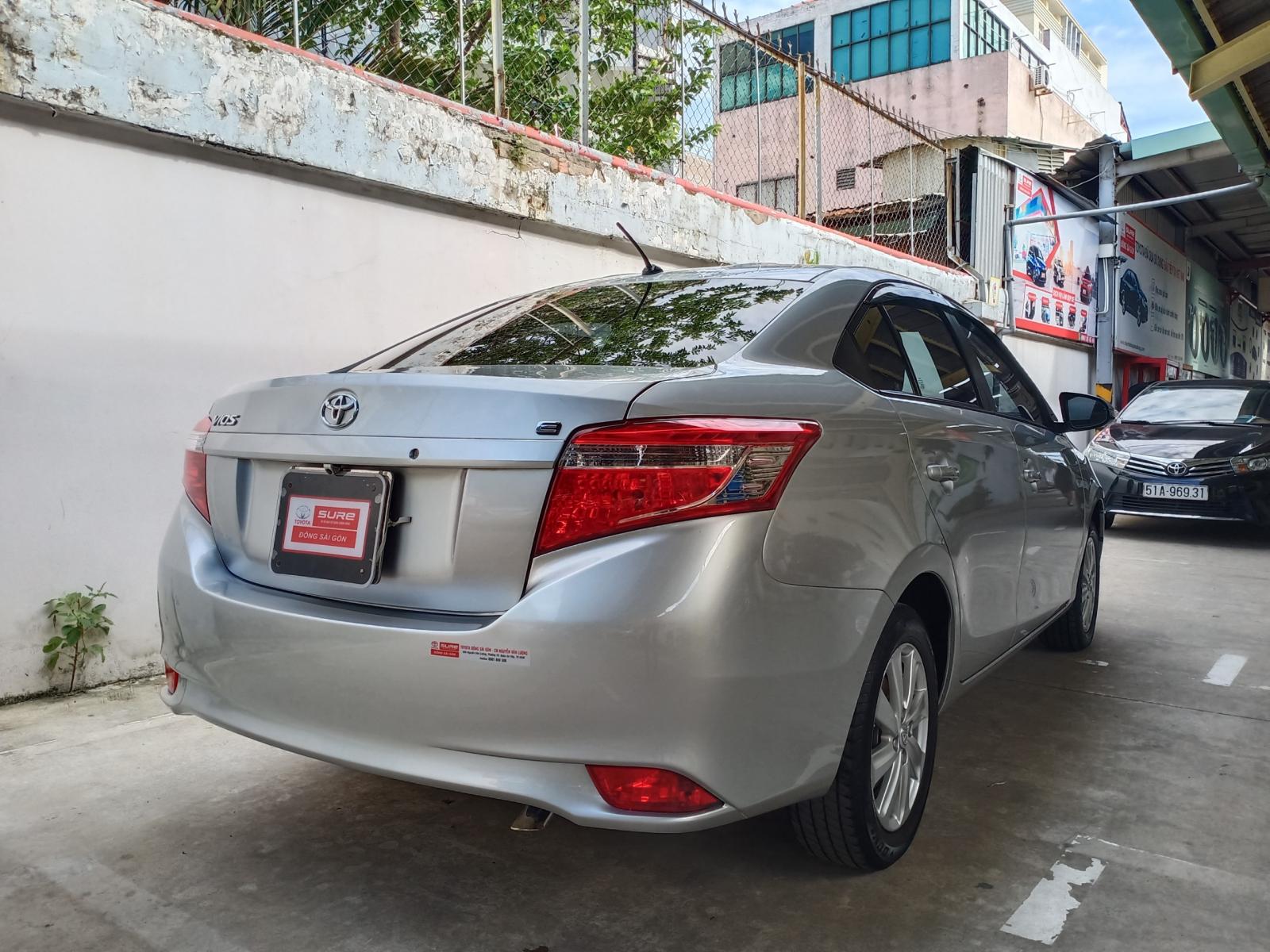 Toyota Vios 1.5E 2016 - Cần bán xe Toyota Vios 1.5E năm 2016, màu bạc, giá giảm sâu