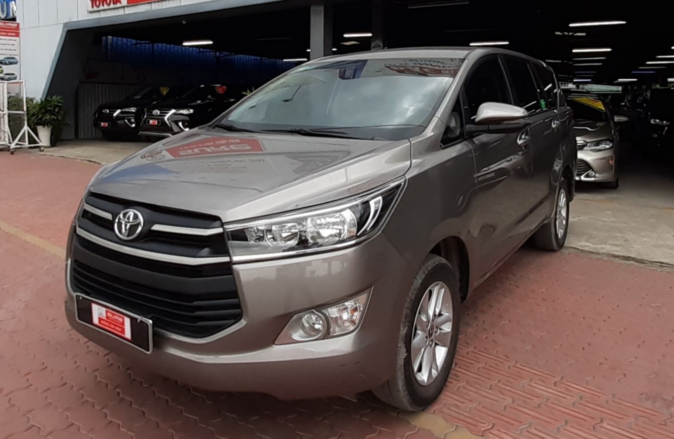 Toyota Innova 2.0 E 2019 - Càn bán Innova số sàn lướt - xe bao test