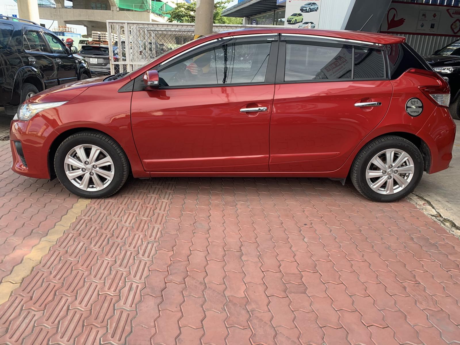 Toyota Yaris 2015 - Bán Toyota Yaris 1.3G nhập Thái - đời 2015 - liên hệ giá tốt