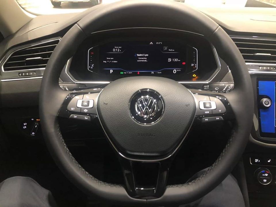 Volkswagen Tiguan 2019 - SUV Đức nhập khẩu nguyên chiếc dưới 2 tỷ, hỗ trợ BH thân vỏ khi mua xe đến 31/7/2020
